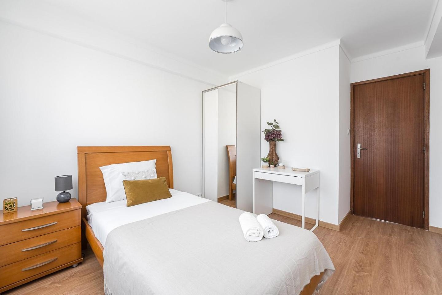 Guestready - A Brilliant Stay Near Alma Mall コインブラ エクステリア 写真